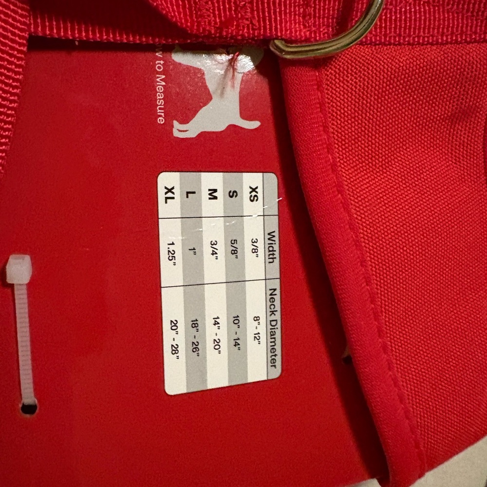 Coleman Red Pet Harness collar and leash size large - Picture 5 of 5